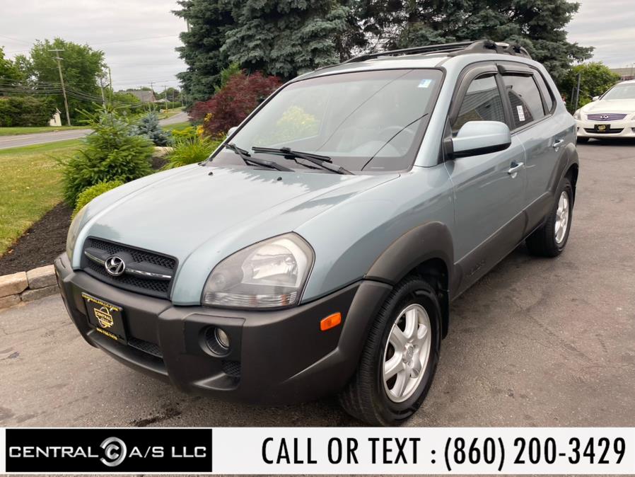 2005 Hyundai Tucson 4dr GLS 4WD 2.7L V6 Auto, available for sale in East Windsor, Connecticut | Central A/S LLC. East Windsor, Connecticut 2005 Hyundai Tucson 4dr GLS 4WD 2.7L V6 Auto, available for sale in East Windsor, Connecticut | Central A/S LLC. East Windsor, Connecticut