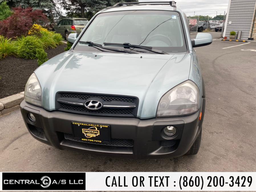 2005 Hyundai Tucson 4dr GLS 4WD 2.7L V6 Auto, available for sale in East Windsor, Connecticut | Central A/S LLC. East Windsor, Connecticut 2005 Hyundai Tucson 4dr GLS 4WD 2.7L V6 Auto, available for sale in East Windsor, Connecticut | Central A/S LLC. East Windsor, Connecticut