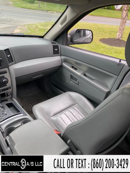 2007 Jeep Grand Cherokee 4WD 4dr Laredo, available for sale in East Windsor, Connecticut | Central A/S LLC. East Windsor, Connecticut 2007 Jeep Grand Cherokee 4WD 4dr Laredo, available for sale in East Windsor, Connecticut | Central A/S LLC. East Windsor, Connecticut
