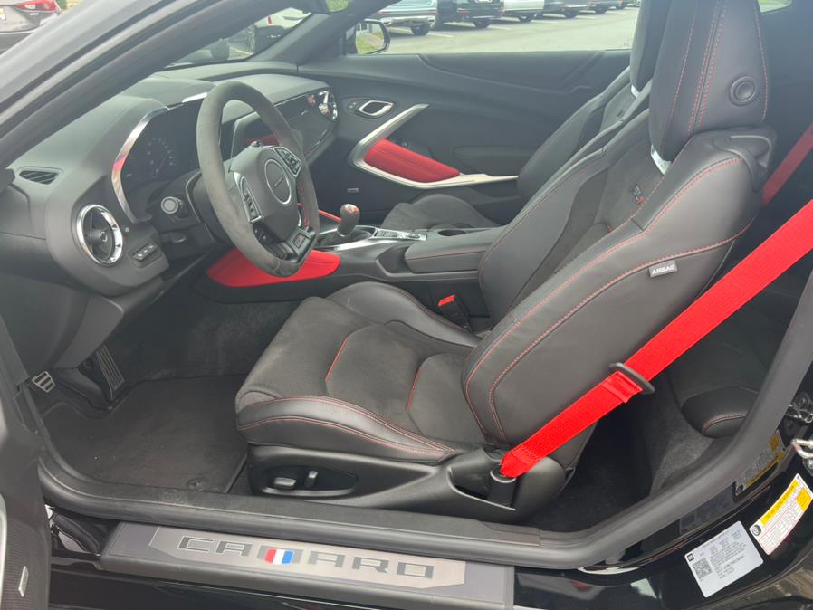 Used Chevrolet Camaro 2dr Cpe ZL1 2021 | Tru Auto Mall. Berlin, Connecticut Used Chevrolet Camaro 2dr Cpe ZL1 2021 | Tru Auto Mall. Berlin, Connecticut