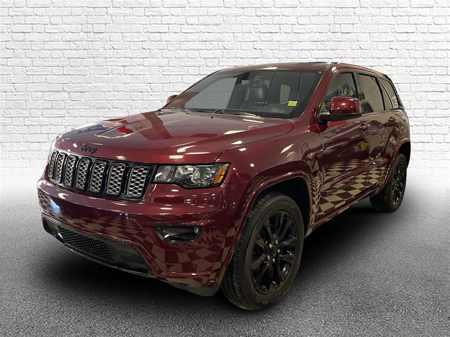 Used Jeep Grand Cherokee Altitude 4x4 *Ltd Avail* 2018 | Northshore Motors. Syosset , New York Used Jeep Grand Cherokee Altitude 4x4 *Ltd Avail* 2018 | Northshore Motors. Syosset , New York