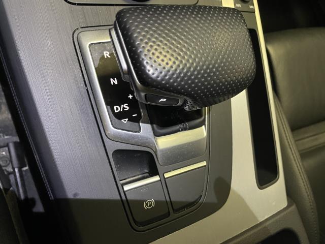 2018 Audi Q5 2.0 TFSI Tech Prestige, available for sale in Syosset, New York | Gold Coast Motors of Syosset. Syosset, New York 2018 Audi Q5 2.0 TFSI Tech Prestige, available for sale in Syosset, New York | Gold Coast Motors of Syosset. Syosset, New York