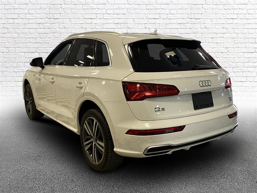 2018 Audi Q5 2.0 TFSI Tech Prestige, available for sale in Syosset, New York | Gold Coast Motors of Syosset. Syosset, New York 2018 Audi Q5 2.0 TFSI Tech Prestige, available for sale in Syosset, New York | Gold Coast Motors of Syosset. Syosset, New York