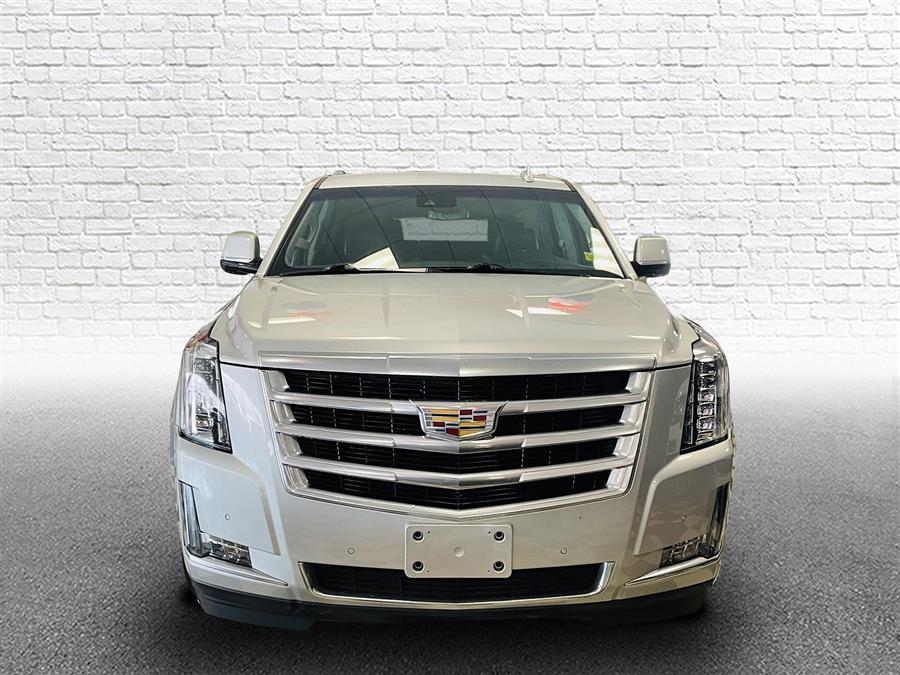 Used Cadillac Escalade 4WD 4dr Luxury 2019 | Northshore Motors. Syosset , New York Used Cadillac Escalade 4WD 4dr Luxury 2019 | Northshore Motors. Syosset , New York