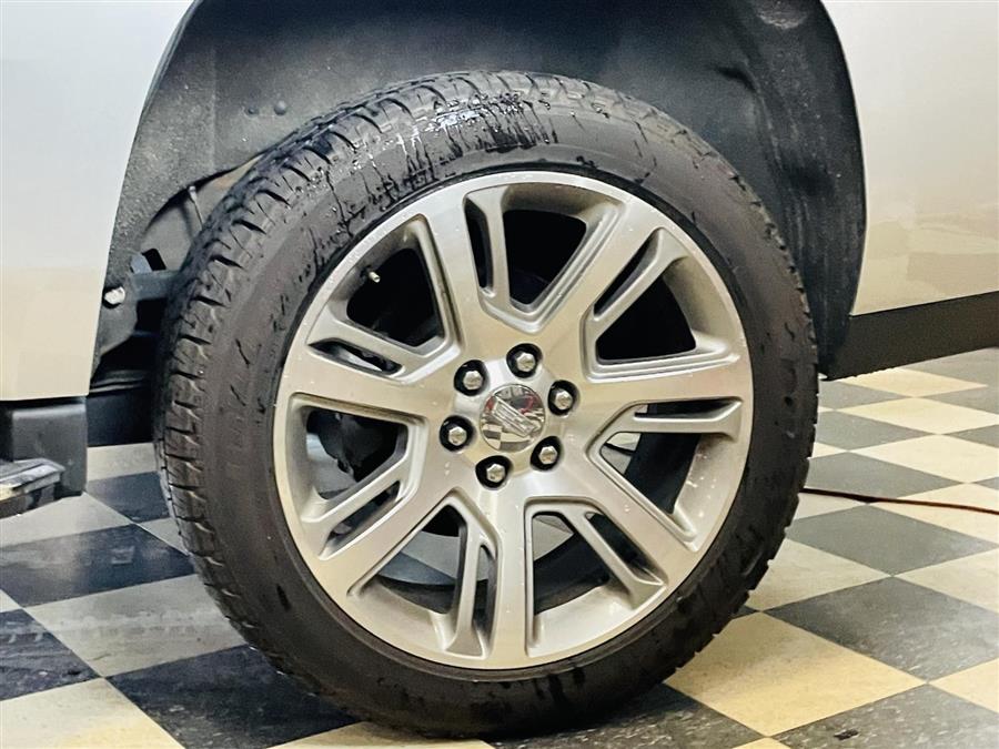 Used Cadillac Escalade 4WD 4dr Luxury 2019 | Northshore Motors. Syosset , New York Used Cadillac Escalade 4WD 4dr Luxury 2019 | Northshore Motors. Syosset , New York