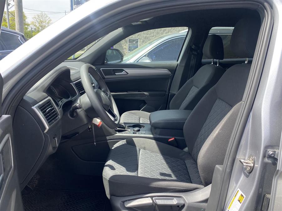 2020 Volkswagen Atlas Cross Sport 2.0T S 4MOTION, available for sale in Syosset, New York | Gold Coast Motors of Syosset. Syosset, New York 2020 Volkswagen Atlas Cross Sport 2.0T S 4MOTION, available for sale in Syosset, New York | Gold Coast Motors of Syosset. Syosset, New York