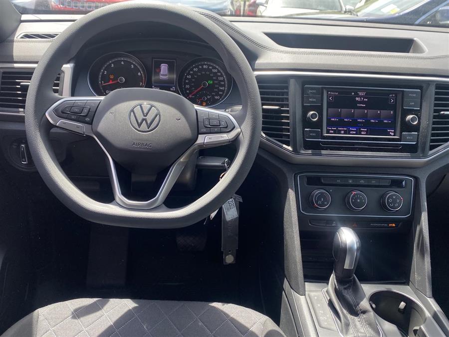 2020 Volkswagen Atlas Cross Sport 2.0T S 4MOTION, available for sale in Syosset, New York | Gold Coast Motors of Syosset. Syosset, New York 2020 Volkswagen Atlas Cross Sport 2.0T S 4MOTION, available for sale in Syosset, New York | Gold Coast Motors of Syosset. Syosset, New York