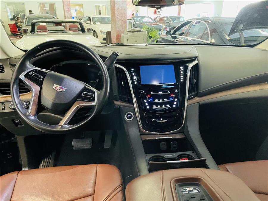 Used Cadillac Escalade 4WD 4dr Premium Luxury 2017 | Northshore Motors. Syosset , New York Used Cadillac Escalade 4WD 4dr Premium Luxury 2017 | Northshore Motors. Syosset , New York