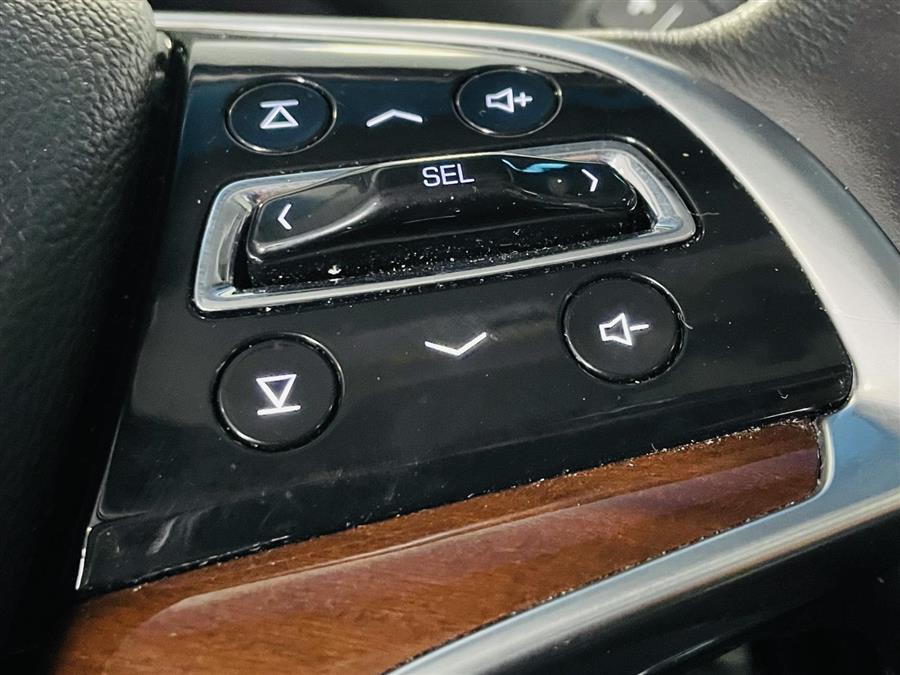 Used Cadillac Escalade ESV 4WD 4dr Luxury 2019 | Northshore Motors. Syosset , New York Used Cadillac Escalade ESV 4WD 4dr Luxury 2019 | Northshore Motors. Syosset , New York