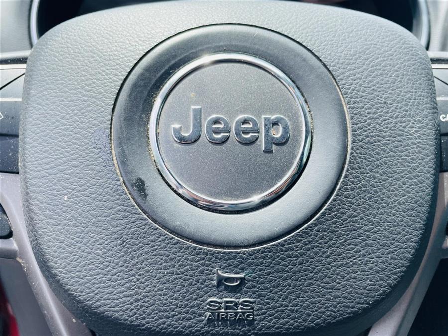 Used Jeep Cherokee Latitude Plus 4x4 2019 | Northshore Motors. Syosset , New York Used Jeep Cherokee Latitude Plus 4x4 2019 | Northshore Motors. Syosset , New York