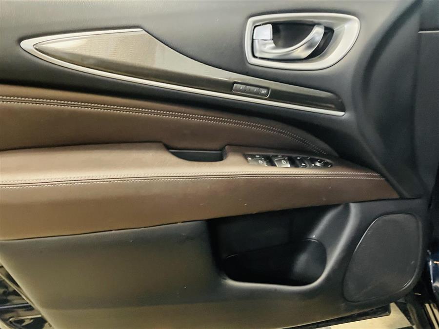 2019 INFINITI QX60 2019.5 LUXE AWD, available for sale in Syosset, New York | Gold Coast Motors of Syosset. Syosset, New York 2019 INFINITI QX60 2019.5 LUXE AWD, available for sale in Syosset, New York | Gold Coast Motors of Syosset. Syosset, New York