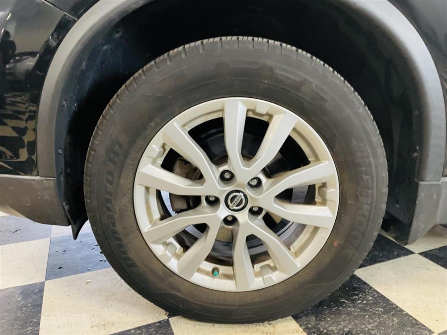 2018 Nissan Rogue AWD S, available for sale in Syosset, New York | Gold Coast Motors of Syosset. Syosset, New York 2018 Nissan Rogue AWD S, available for sale in Syosset, New York | Gold Coast Motors of Syosset. Syosset, New York