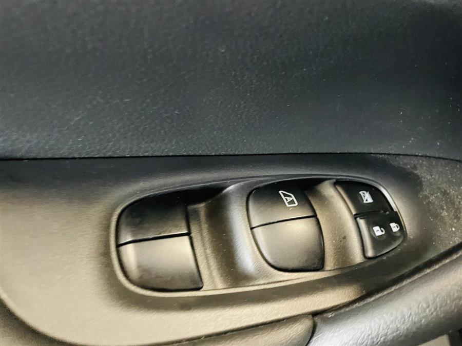 2018 Nissan Rogue AWD S, available for sale in Syosset, New York | Gold Coast Motors of Syosset. Syosset, New York 2018 Nissan Rogue AWD S, available for sale in Syosset, New York | Gold Coast Motors of Syosset. Syosset, New York