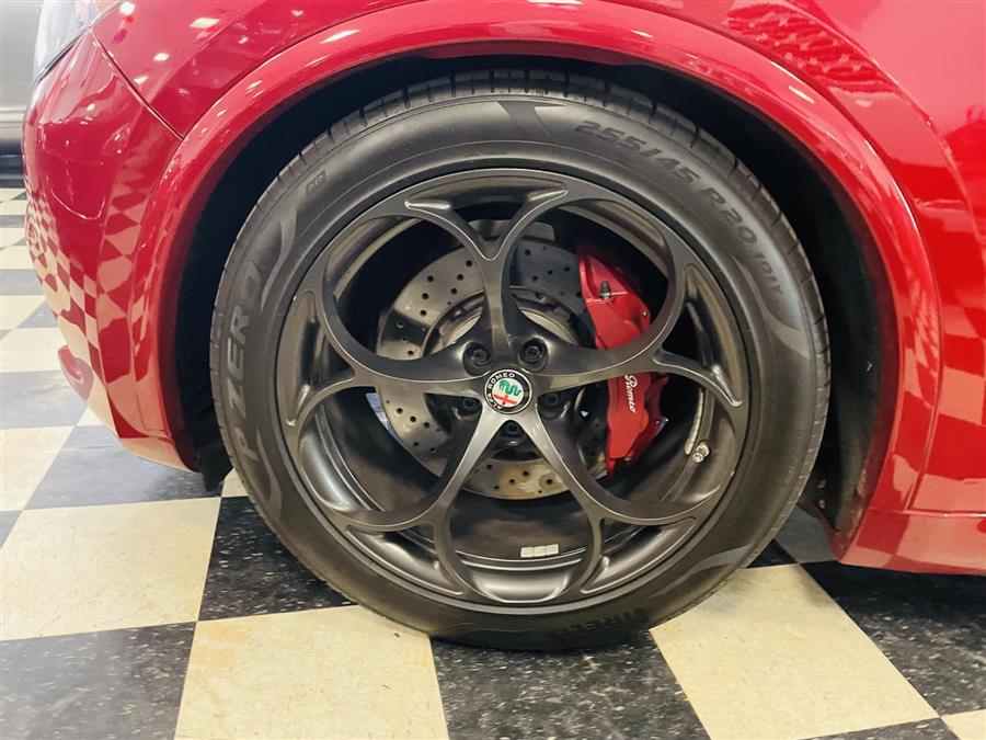 Used Alfa Romeo Stelvio Quadrifoglio AWD 2018 | Northshore Motors. Syosset , New York