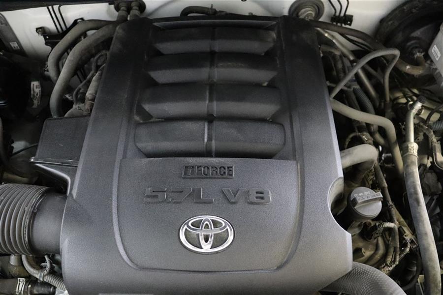 Used Toyota Tundra CREWMAX SR5 2018 | Fast Track Motors. Paterson, New Jersey Used Toyota Tundra CREWMAX SR5 2018 | Fast Track Motors. Paterson, New Jersey