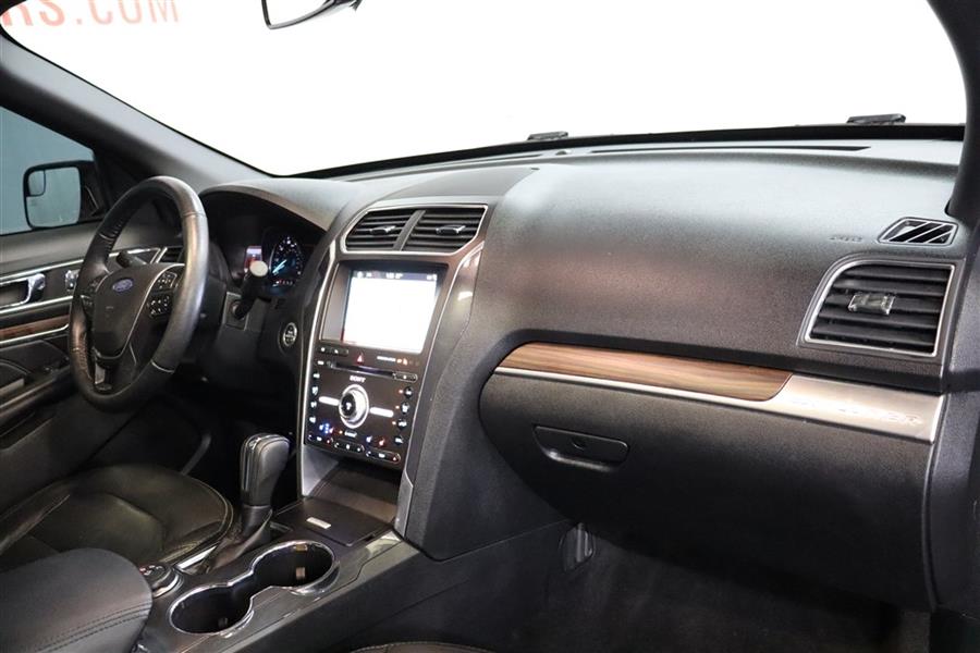 Used Ford Explorer LIMITED 2018 | Fast Track Motors. Paterson, New Jersey Used Ford Explorer LIMITED 2018 | Fast Track Motors. Paterson, New Jersey