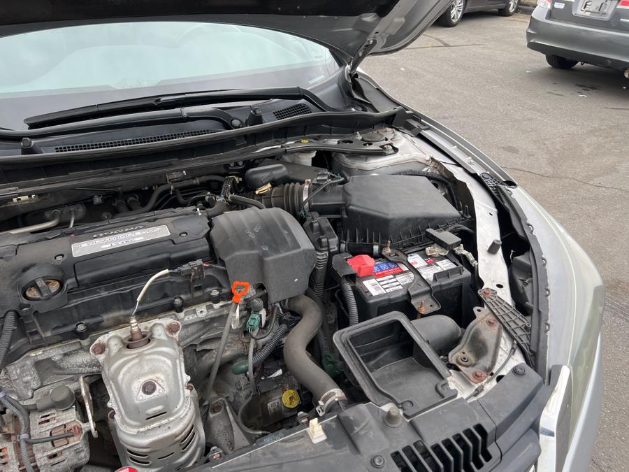 2013 Honda Accord Sdn 4dr I4 CVT EX-L w/Navi, available for sale in South Windsor , Connecticut | Ful-line Auto LLC. South Windsor , Connecticut 2013 Honda Accord Sdn 4dr I4 CVT EX-L w/Navi, available for sale in South Windsor , Connecticut | Ful-line Auto LLC. South Windsor , Connecticut