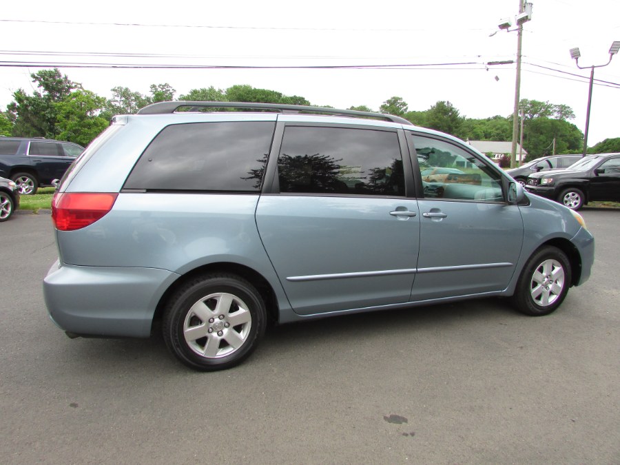 2005 Toyota Sienna 5dr XLE FWD 7-Passenger, available for sale in East Windsor, Connecticut | United Auto Sales of E Windsor, Inc. East Windsor, Connecticut 2005 Toyota Sienna 5dr XLE FWD 7-Passenger, available for sale in East Windsor, Connecticut | United Auto Sales of E Windsor, Inc. East Windsor, Connecticut