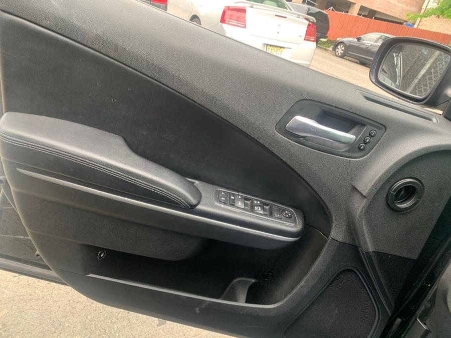 Used Dodge Charger SXT RWD 2019 | Zezo Auto Sales. Newark, New Jersey