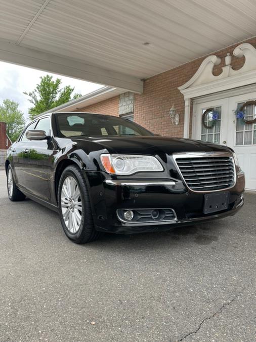 Used Chrysler 300 4dr Sdn 300C AWD 2013 | Supreme Automotive. New Britain, Connecticut