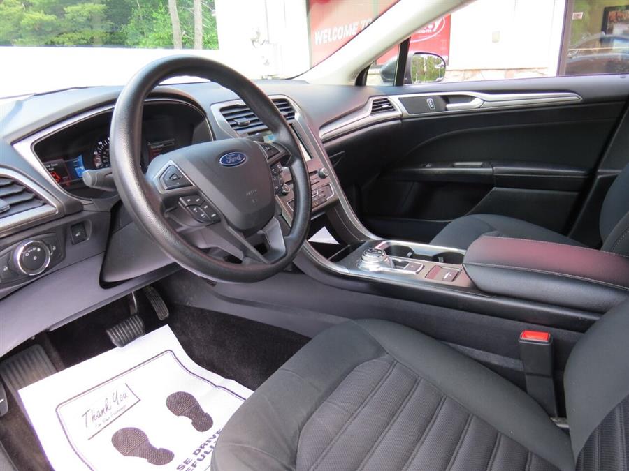 Used Ford Fusion SE 4dr Sedan 2018 | Lake City Exports Inc. Auburn, Maine Used Ford Fusion SE 4dr Sedan 2018 | Lake City Exports Inc. Auburn, Maine