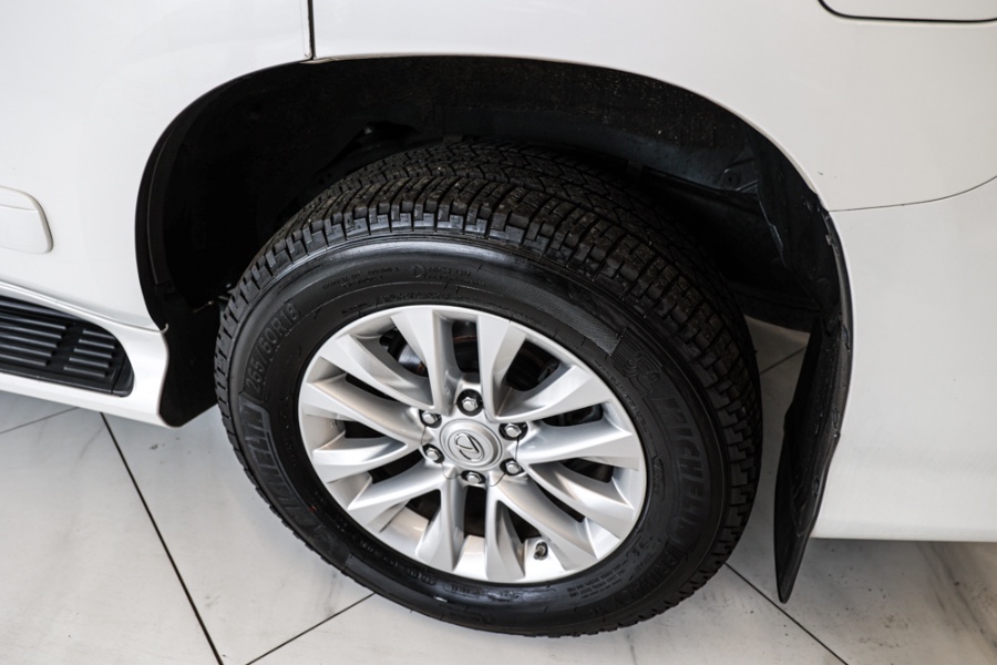 Used Lexus GX GX 460 4WD 2019 | 26 Motors Long Island. ELMONT, New York Used Lexus GX GX 460 4WD 2019 | 26 Motors Long Island. ELMONT, New York