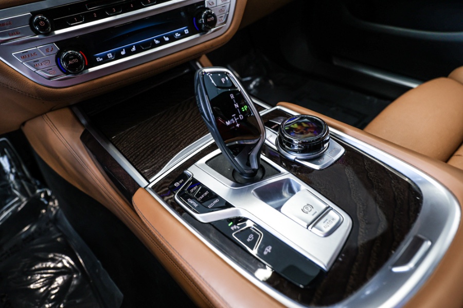 Used BMW 7 Series 750i xDrive Sedan 2019 | 26 Motors Long Island. ELMONT, New York Used BMW 7 Series 750i xDrive Sedan 2019 | 26 Motors Long Island. ELMONT, New York