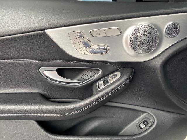 Used Mercedes-benz C-class C 300 2017 | Queens Auto Mall. Richmond Hill, New York Used Mercedes-benz C-class C 300 2017 | Queens Auto Mall. Richmond Hill, New York