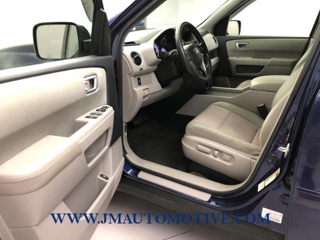 2013 Honda Pilot 4WD 4dr EX, available for sale in Naugatuck, Connecticut | J&M Automotive Sls&Svc LLC. Naugatuck, Connecticut 2013 Honda Pilot 4WD 4dr EX, available for sale in Naugatuck, Connecticut | J&M Automotive Sls&Svc LLC. Naugatuck, Connecticut