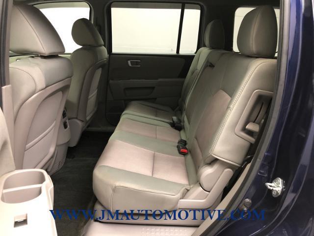 2013 Honda Pilot 4WD 4dr EX, available for sale in Naugatuck, Connecticut | J&M Automotive Sls&Svc LLC. Naugatuck, Connecticut 2013 Honda Pilot 4WD 4dr EX, available for sale in Naugatuck, Connecticut | J&M Automotive Sls&Svc LLC. Naugatuck, Connecticut