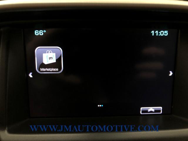 2017 GMC Canyon 4WD Crew Cab 140.5 SLT, available for sale in Naugatuck, Connecticut | J&M Automotive Sls&Svc LLC. Naugatuck, Connecticut 2017 GMC Canyon 4WD Crew Cab 140.5 SLT, available for sale in Naugatuck, Connecticut | J&M Automotive Sls&Svc LLC. Naugatuck, Connecticut