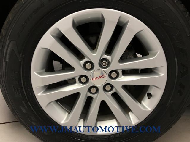 2017 GMC Canyon 4WD Crew Cab 140.5 SLT, available for sale in Naugatuck, Connecticut | J&M Automotive Sls&Svc LLC. Naugatuck, Connecticut 2017 GMC Canyon 4WD Crew Cab 140.5 SLT, available for sale in Naugatuck, Connecticut | J&M Automotive Sls&Svc LLC. Naugatuck, Connecticut