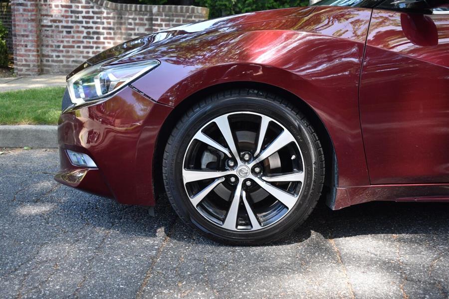 2017 Nissan Maxima 3.5 Platinum, available for sale in Great Neck, New York | Camy Cars. Great Neck, New York 2017 Nissan Maxima 3.5 Platinum, available for sale in Great Neck, New York | Camy Cars. Great Neck, New York