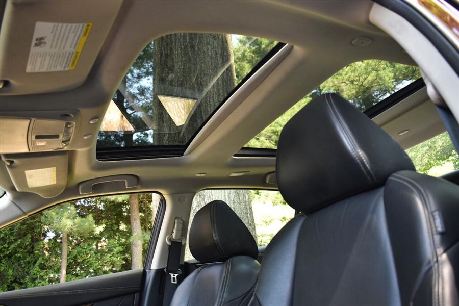2017 Nissan Maxima 3.5 Platinum, available for sale in Great Neck, New York | Camy Cars. Great Neck, New York 2017 Nissan Maxima 3.5 Platinum, available for sale in Great Neck, New York | Camy Cars. Great Neck, New York