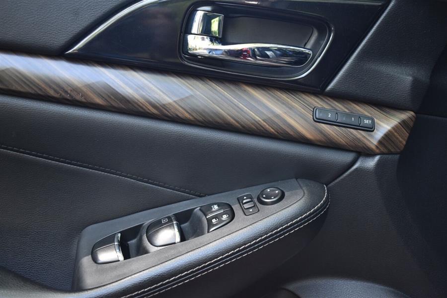 2017 Nissan Maxima 3.5 Platinum, available for sale in Great Neck, New York | Camy Cars. Great Neck, New York 2017 Nissan Maxima 3.5 Platinum, available for sale in Great Neck, New York | Camy Cars. Great Neck, New York