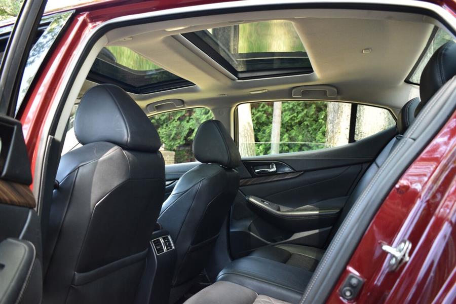 2017 Nissan Maxima 3.5 Platinum, available for sale in Great Neck, New York | Camy Cars. Great Neck, New York 2017 Nissan Maxima 3.5 Platinum, available for sale in Great Neck, New York | Camy Cars. Great Neck, New York