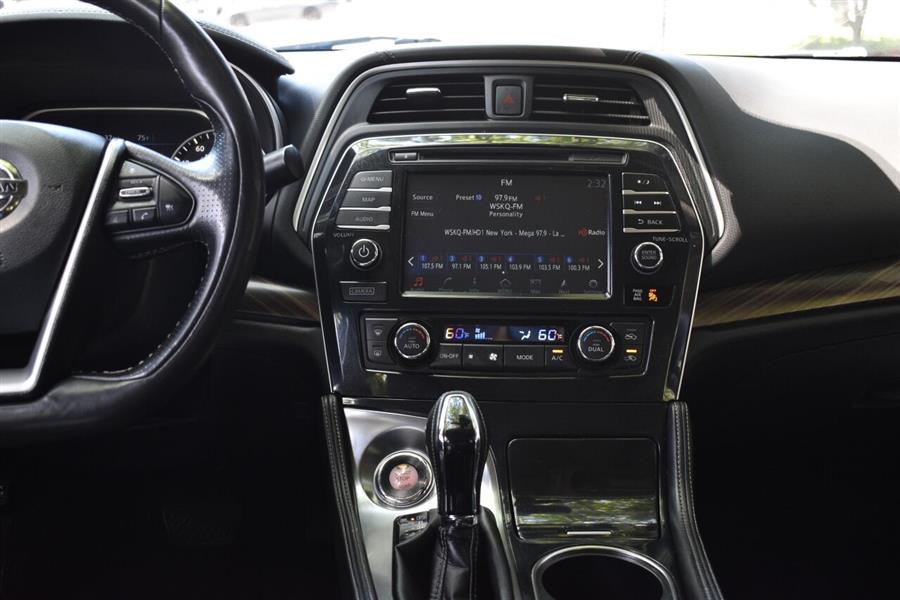 2017 Nissan Maxima 3.5 Platinum, available for sale in Great Neck, New York | Camy Cars. Great Neck, New York 2017 Nissan Maxima 3.5 Platinum, available for sale in Great Neck, New York | Camy Cars. Great Neck, New York