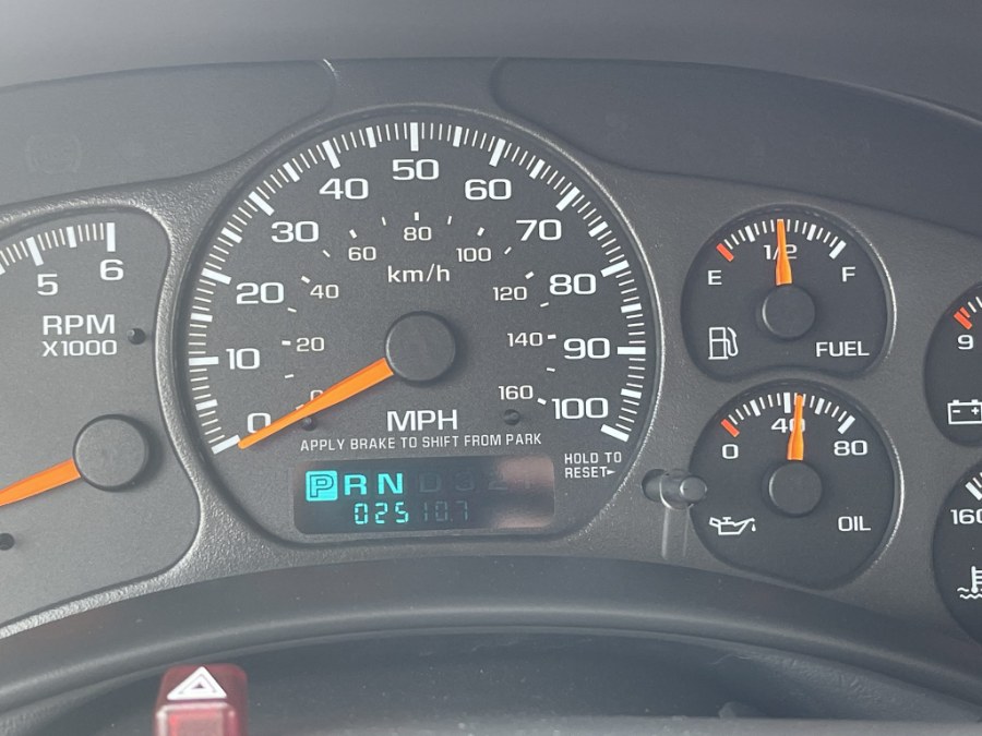 Used Chevrolet Silverado 1500 Ext Cab 157.5" WB 4WD LS 2002 | Geneva Motor Cars. Darien, Wisconsin Used Chevrolet Silverado 1500 Ext Cab 157.5" WB 4WD LS 2002 | Geneva Motor Cars. Darien, Wisconsin