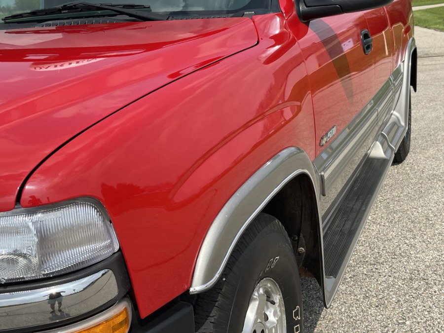 Used Chevrolet Silverado 1500 Ext Cab 157.5" WB 4WD LS 2002 | Geneva Motor Cars. Darien, Wisconsin Used Chevrolet Silverado 1500 Ext Cab 157.5" WB 4WD LS 2002 | Geneva Motor Cars. Darien, Wisconsin