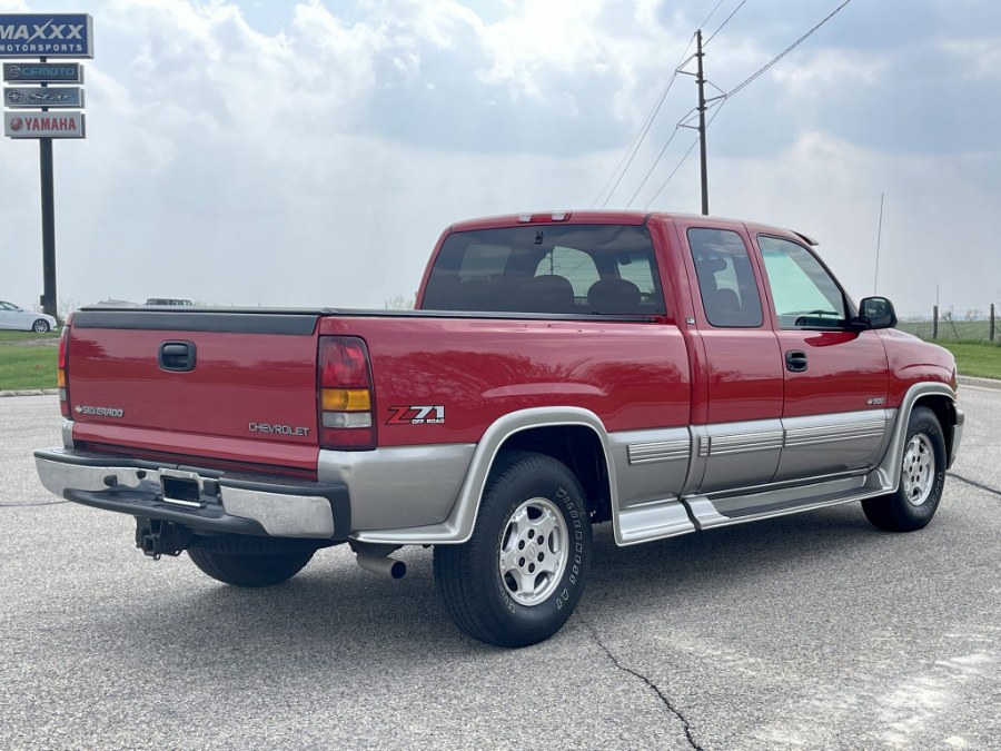 Used Chevrolet Silverado 1500 Ext Cab 157.5" WB 4WD LS 2002 | Geneva Motor Cars. Darien, Wisconsin Used Chevrolet Silverado 1500 Ext Cab 157.5" WB 4WD LS 2002 | Geneva Motor Cars. Darien, Wisconsin