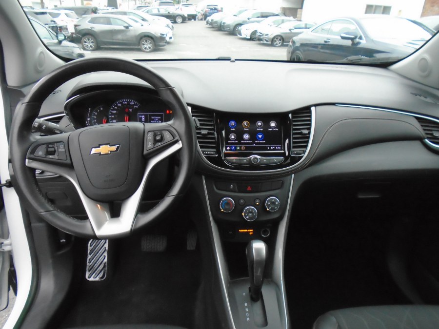 2018 Chevrolet Trax AWD 4dr LT, available for sale in Waterbury, Connecticut | Jim Juliani Motors. Waterbury, Connecticut