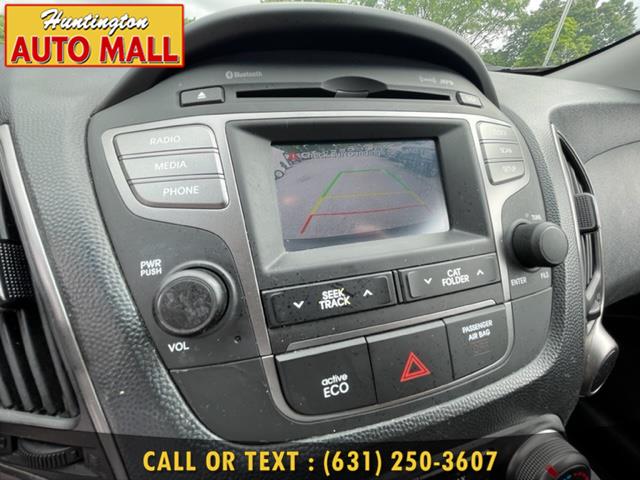 2015 Hyundai Tucson AWD 4dr SE, available for sale in Huntington Station, New York | Huntington Auto Mall. Huntington Station, New York 2015 Hyundai Tucson AWD 4dr SE, available for sale in Huntington Station, New York | Huntington Auto Mall. Huntington Station, New York