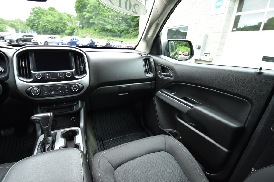 Used Chevrolet Colorado 4WD Crew Cab 128.3" LT 2019 | Highline Car Connection. Waterbury, Connecticut Used Chevrolet Colorado 4WD Crew Cab 128.3" LT 2019 | Highline Car Connection. Waterbury, Connecticut