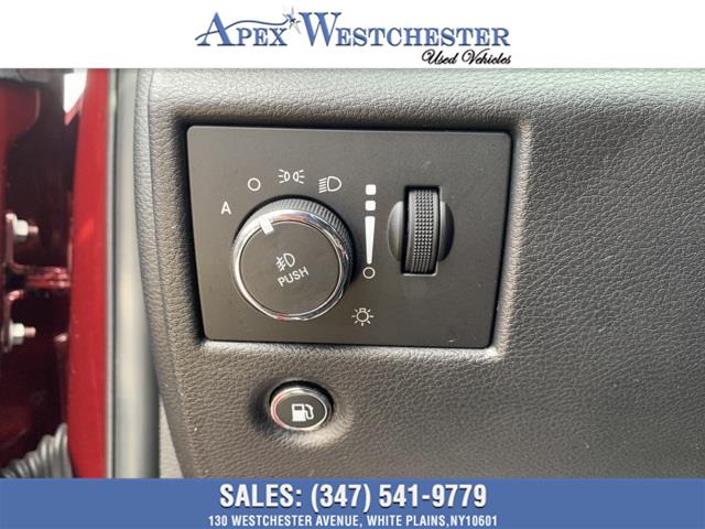 Used Jeep Grand Cherokee Laredo 2020 | Apex Westchester Used Vehicles. White Plains, New York Used Jeep Grand Cherokee Laredo 2020 | Apex Westchester Used Vehicles. White Plains, New York