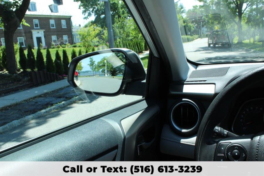 2015 Toyota RAV4 AWD 4dr XLE, available for sale in Great Neck, New York | Great Neck Car Buyers & Sellers. Great Neck, New York 2015 Toyota RAV4 AWD 4dr XLE, available for sale in Great Neck, New York | Great Neck Car Buyers & Sellers. Great Neck, New York