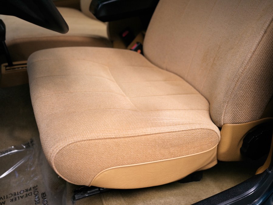 1992 Volvo 240 5dr Wagon Auto, available for sale in North Salem, New York | Meccanic Shop North Inc. North Salem, New York 1992 Volvo 240 5dr Wagon Auto, available for sale in North Salem, New York | Meccanic Shop North Inc. North Salem, New York