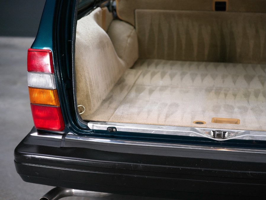 1992 Volvo 240 5dr Wagon Auto, available for sale in North Salem, New York | Meccanic Shop North Inc. North Salem, New York 1992 Volvo 240 5dr Wagon Auto, available for sale in North Salem, New York | Meccanic Shop North Inc. North Salem, New York