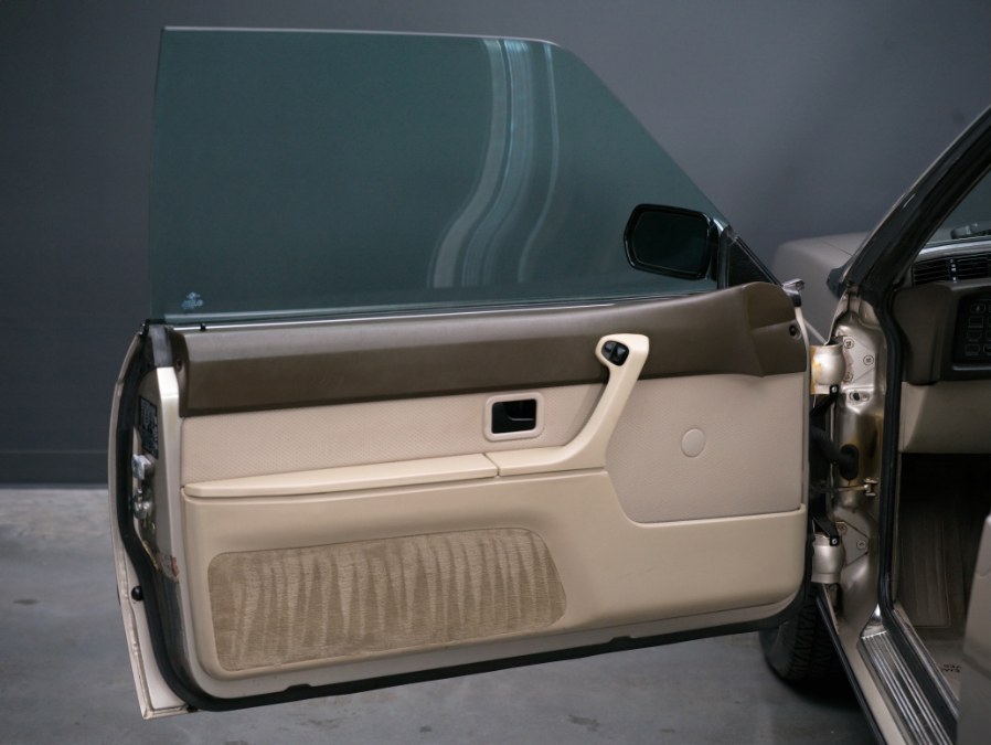 1985 BMW 635csi 2dr Coupe 635CS 5-Spd, available for sale in North Salem, New York | Meccanic Shop North Inc. North Salem, New York 1985 BMW 635csi 2dr Coupe 635CS 5-Spd, available for sale in North Salem, New York | Meccanic Shop North Inc. North Salem, New York