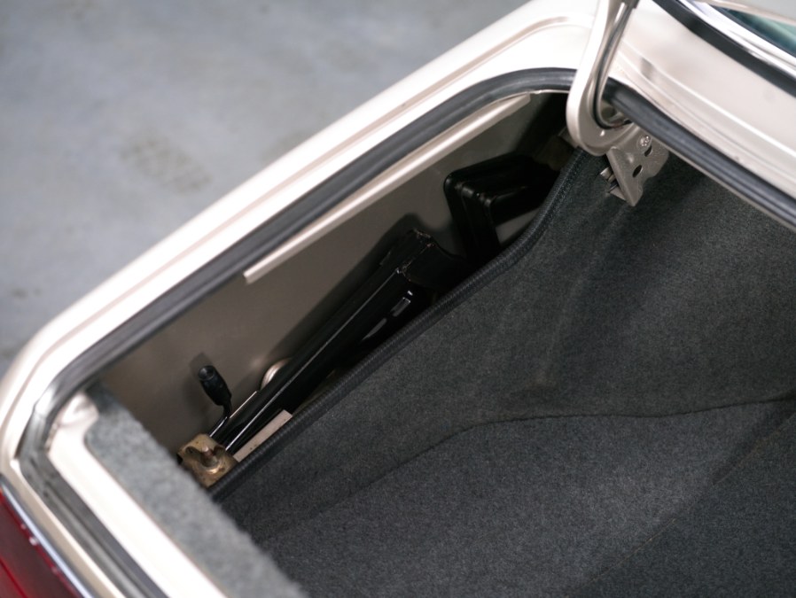 1985 BMW 635csi 2dr Coupe 635CS 5-Spd, available for sale in North Salem, New York | Meccanic Shop North Inc. North Salem, New York 1985 BMW 635csi 2dr Coupe 635CS 5-Spd, available for sale in North Salem, New York | Meccanic Shop North Inc. North Salem, New York