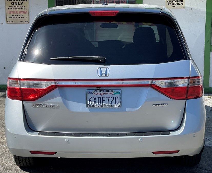 Used Honda Odyssey 5dr Touring Elite 2012 | Green Light Auto. Corona, California Used Honda Odyssey 5dr Touring Elite 2012 | Green Light Auto. Corona, California